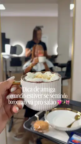 Capa do reel: Dica de amiga: vá pro salão